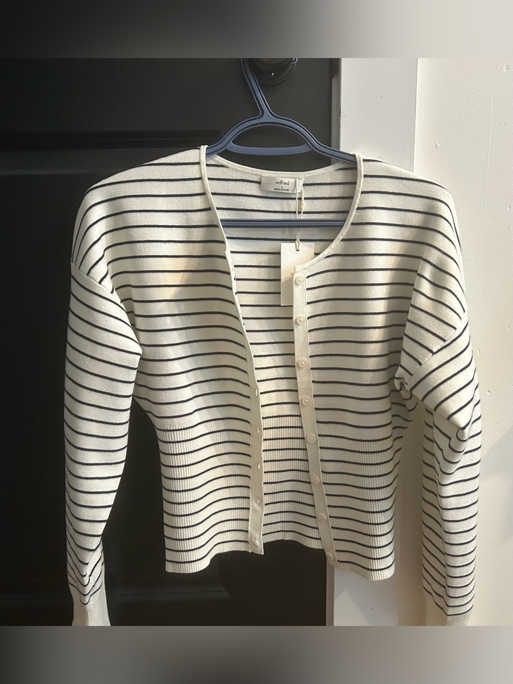 NWT Aritzia Go lightly Cardigan